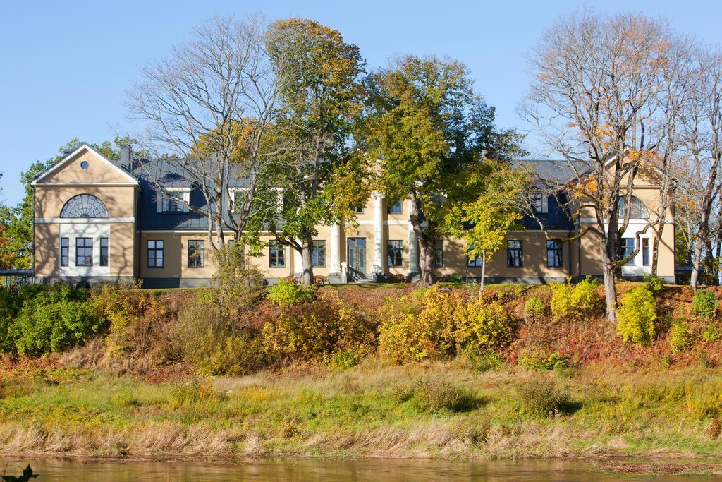 Skrunda Manor Hotel Exterior foto