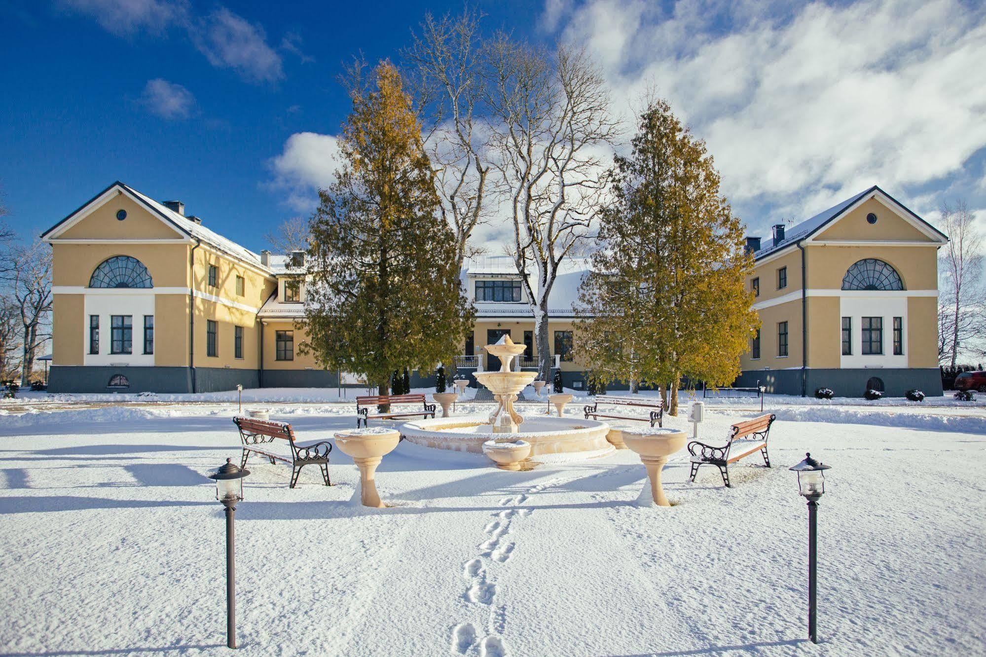 Skrunda Manor Hotel Exterior foto